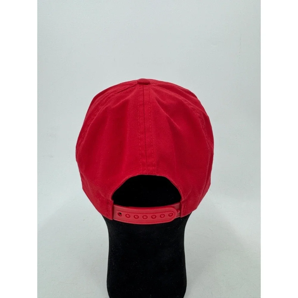Vintage 1990's Chicago Bulls Plain Logo Snapback‎ Backside Spellout Red Hat Cap